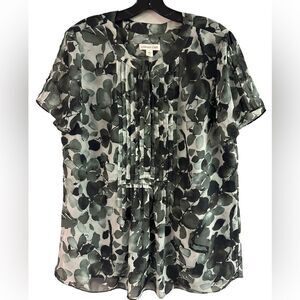 Coldwater Creek Green Floral Leaves Top Size L 14-16